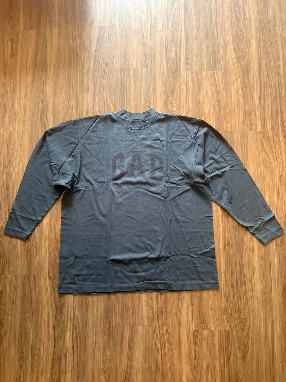YZY GAP Dove Long Sleeve T-Shirt 10A Dark Blue Size L Yeezy Gap New